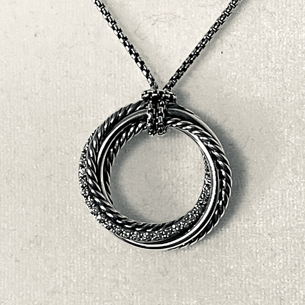 David Yurman Crossover Pendant Necklace